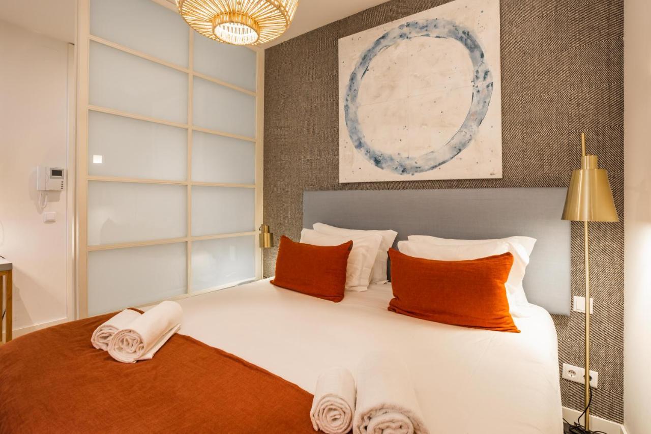 Ferienwohnung Chic Tailor Made Flat In Chiado Lissabon Exterior foto
