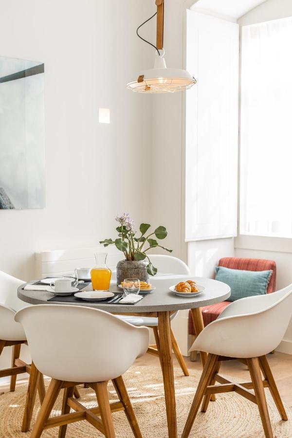 Ferienwohnung Chic Tailor Made Flat In Chiado Lissabon Exterior foto